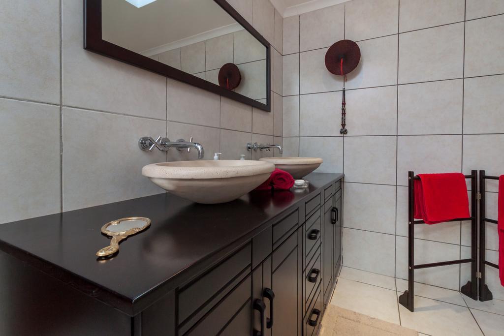 The Garden View Suite Franschhoek Bagian luar foto